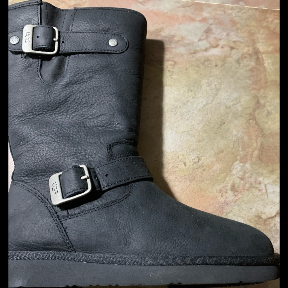 Ugg Sutter Boot Moto style